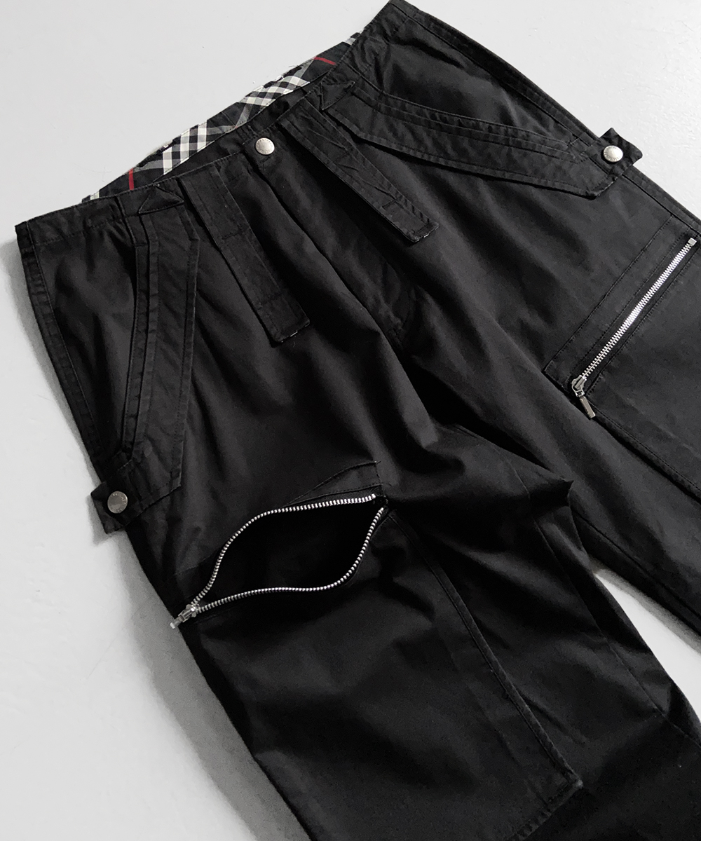 Burberry blacklabel zipper pants