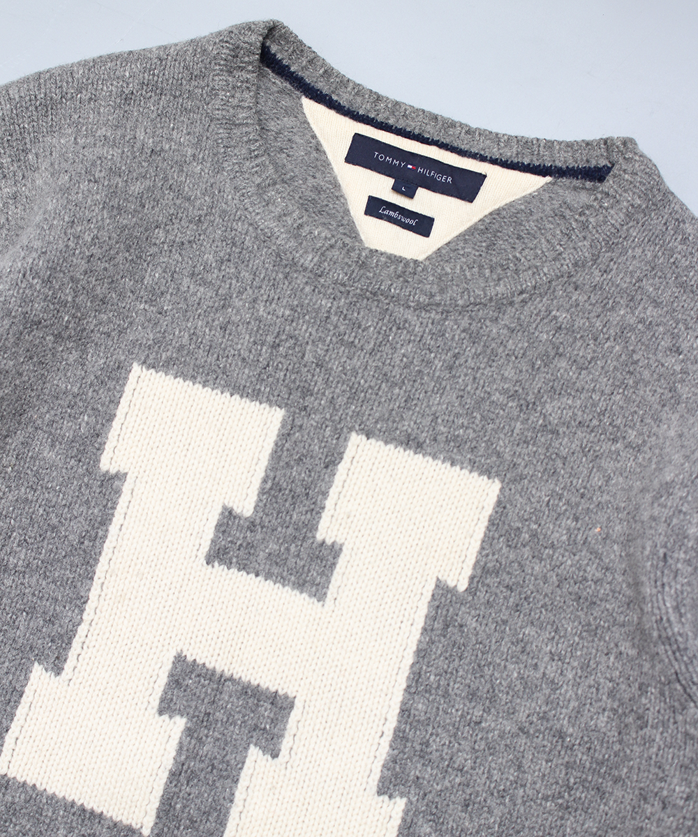 Tommy Hilfiger lettering sweater