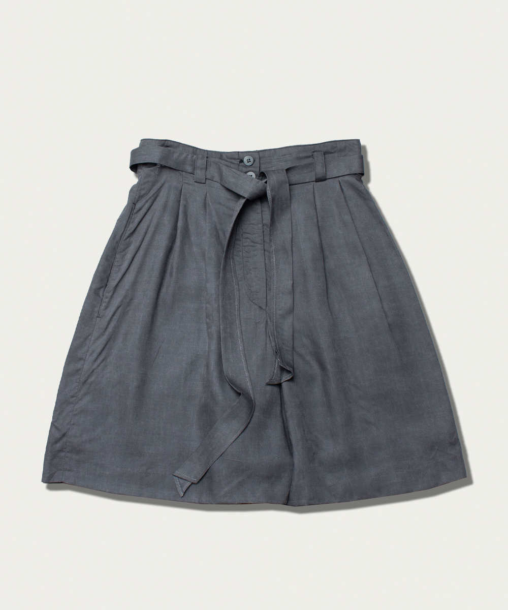 Jan jan tokyo 90s 2P belted rayon shorts