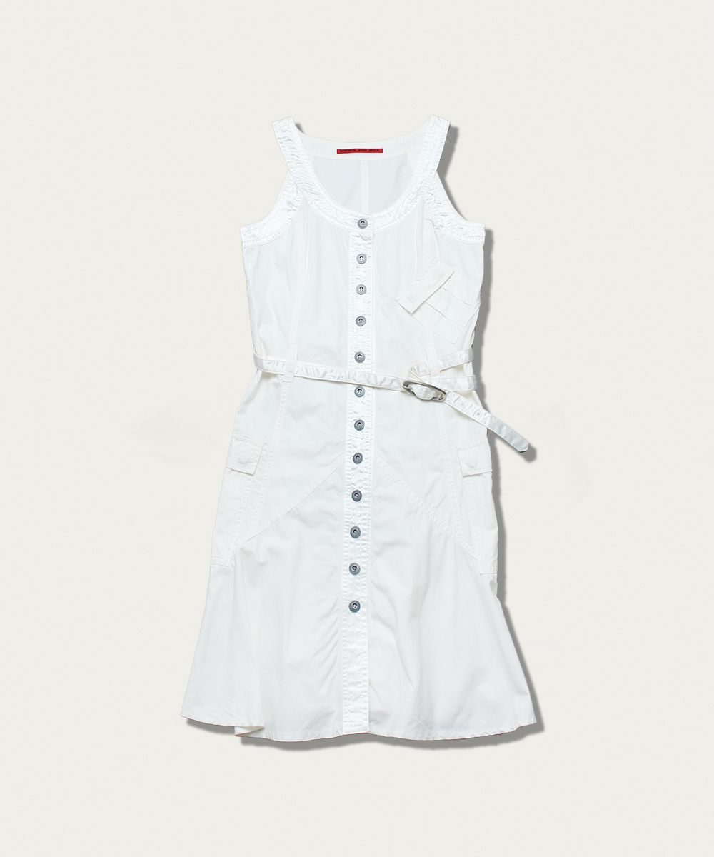 Edge On ALL sleeveless belted onepiece